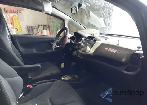 2010 Honda Fit Sport z USA, uszkodzony, nr VIN JHMGE8H49AC027752